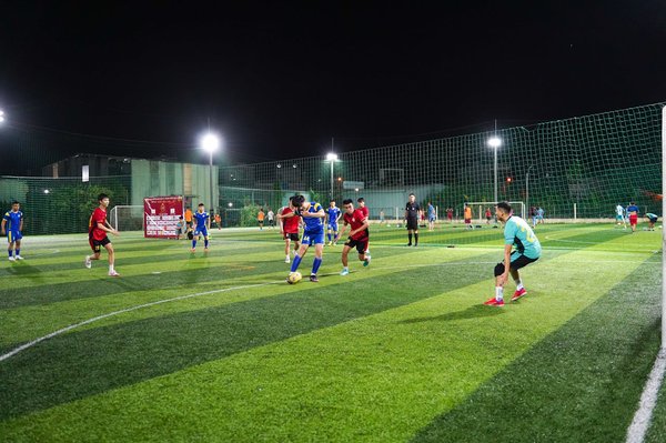 Comment le football contribue à l'économie ?